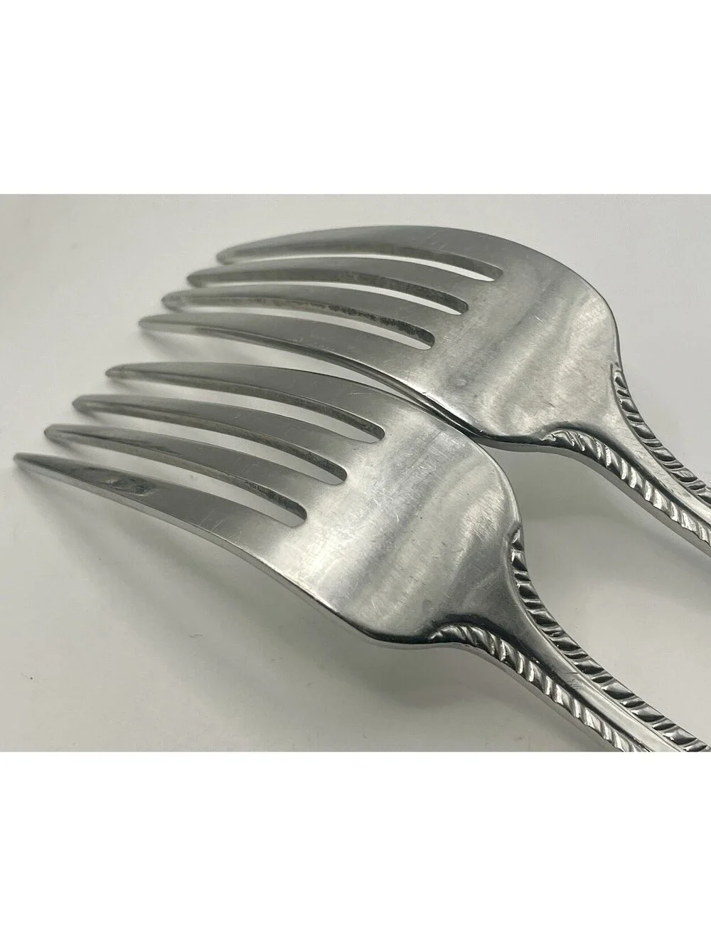 (2) Reed And Barton DOMAIN 18/10 Stainless China Dinner Fork Lot ~ 7 7/8”